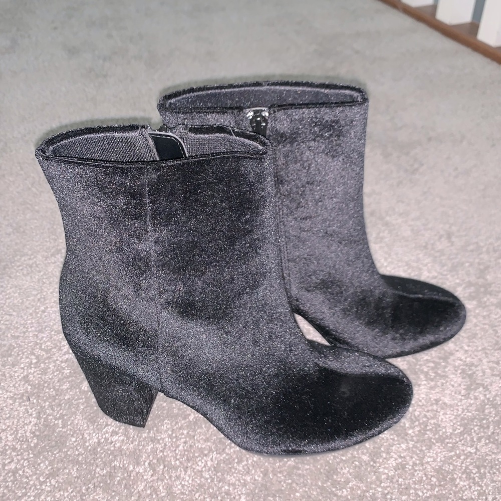 Black Heeled Boots Size 7